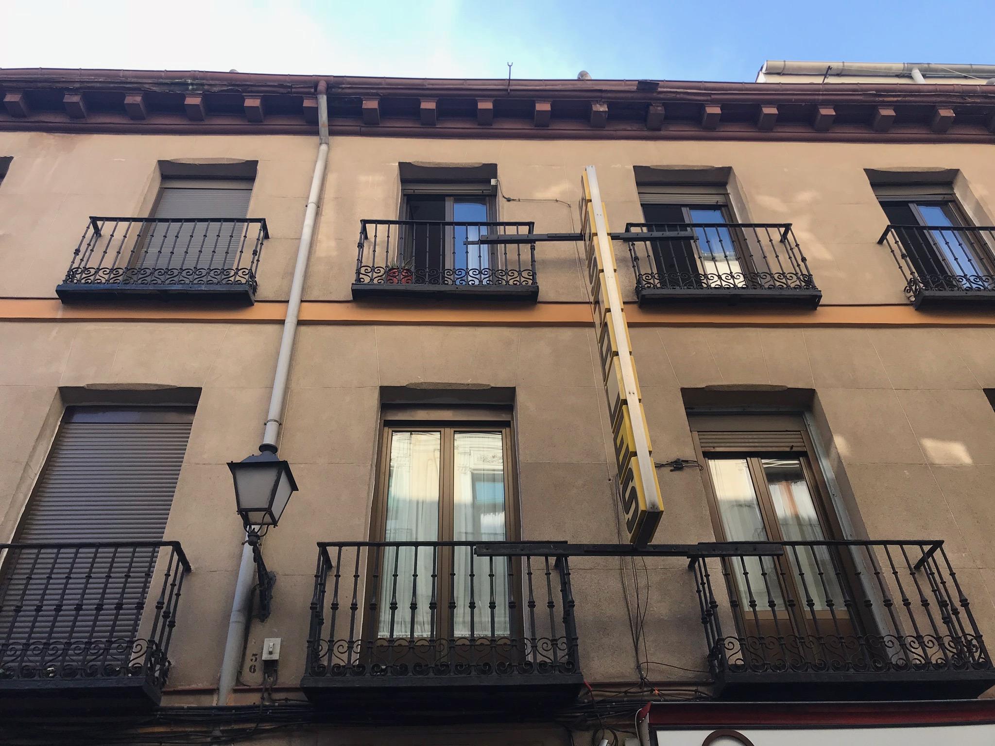 Hostal Los Perales Мадрид Екстер'єр фото The house of Francisco de Quevedo in Madrid